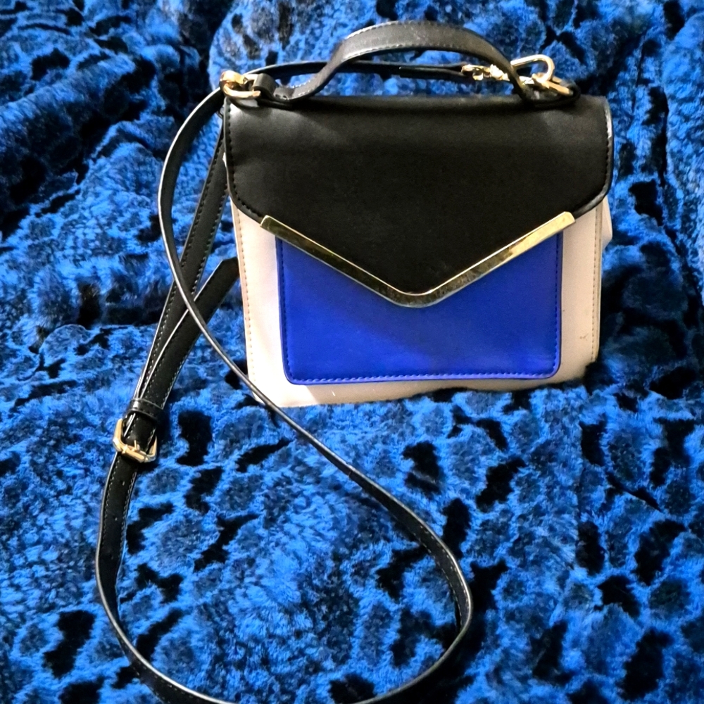 Blue crossbody bag